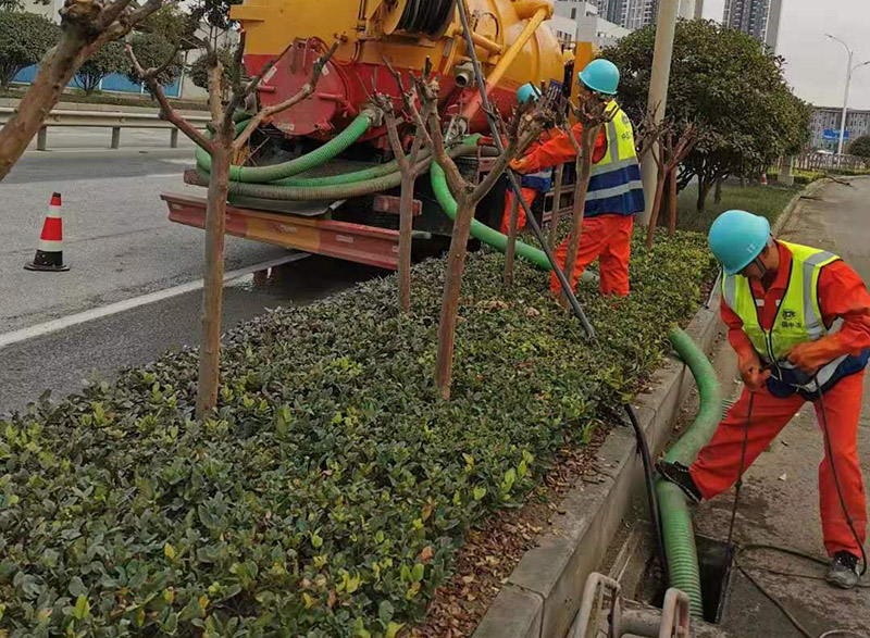 荥经市政管道清淤